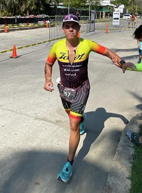 Front Jose Luis Salazar Triathlon Trainer